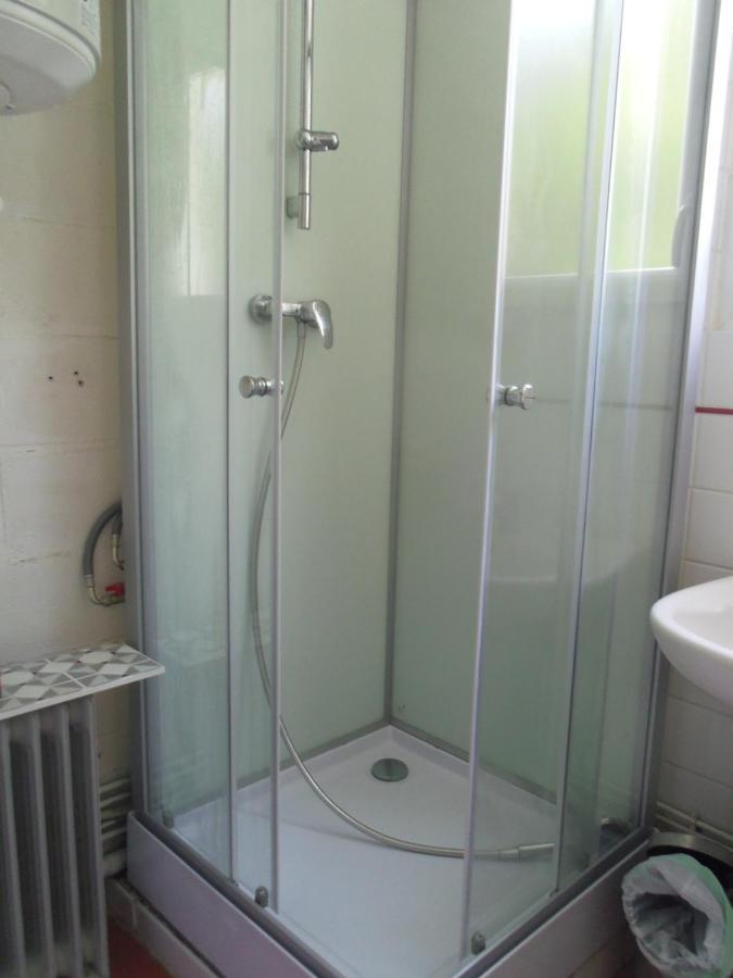 Chambre Meublee Sympa Proche Centre Ville Lorient Exterior foto